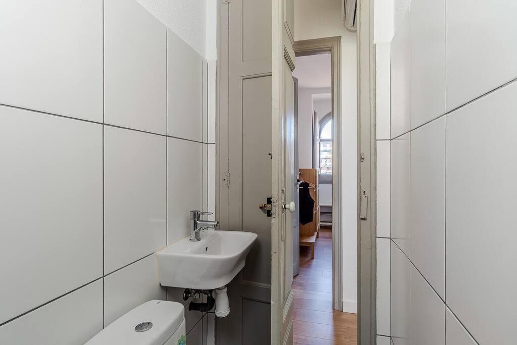 Canela Homes Barcelona Bailen Exteriör bild